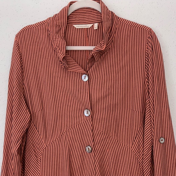 NEW Soft Surroundings Sasha Lagenlook Roll-Tab Sleeve Tunic Top Size L - Picture 6 of 13